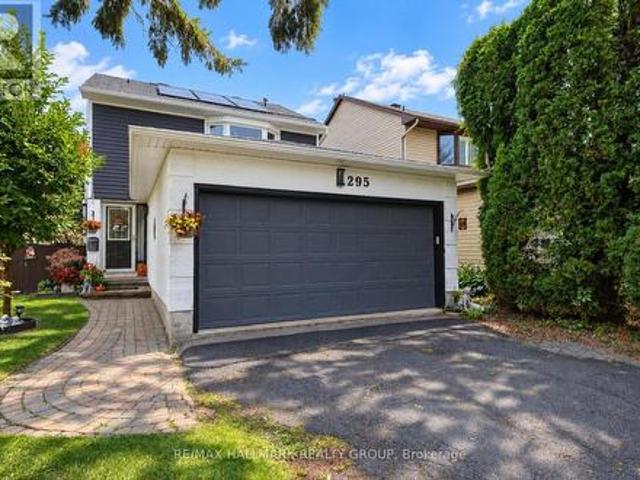 House for sale in Queenswood Heights, Ottawa