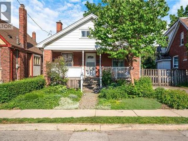House for sale in Ancaster, Ontario