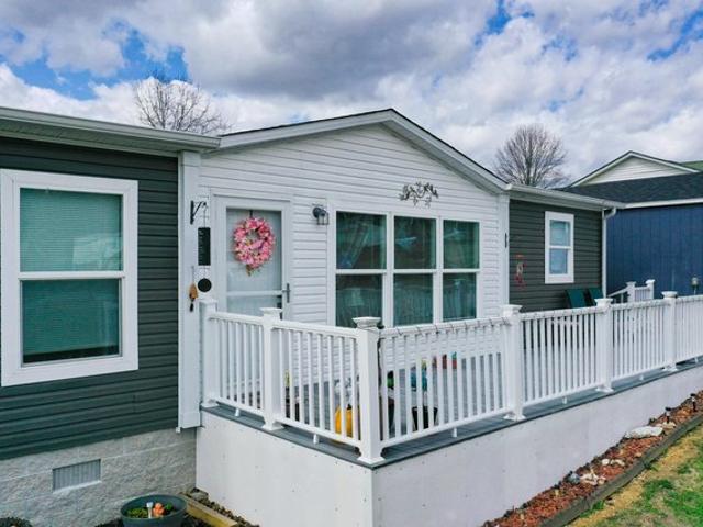 House for sale in Annville, Kentucky
