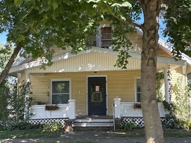 House for sale in Roseville, Illinois