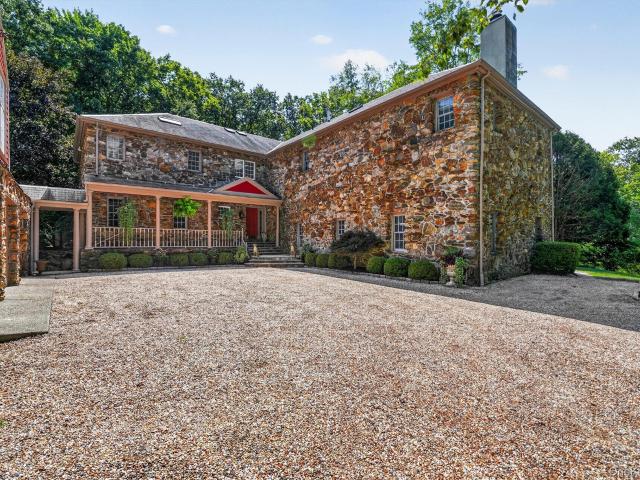 House for sale in Pound Ridge, New York