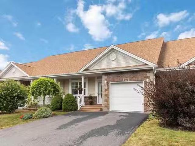 House for sale in Dartmouth, Nova Scotia