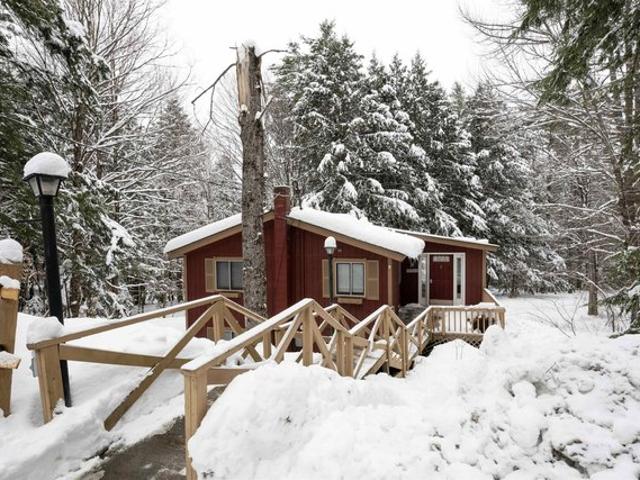 House for sale in Plantsville, Vermont