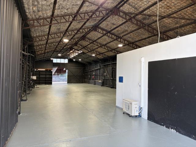 Warehouse for rent in Toombul, Queensland