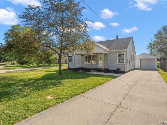 House for sale in Harrison Township, Michigan