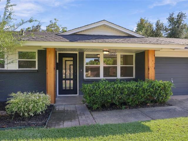 House for sale in Farmers Branch, Dallas County