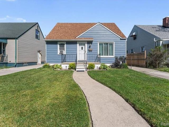House for sale in Lincoln Park, Michigan