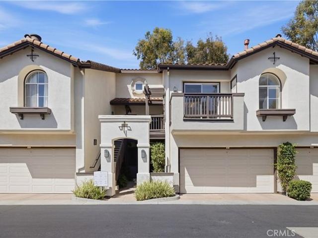 Condo for sale in Tustin, California