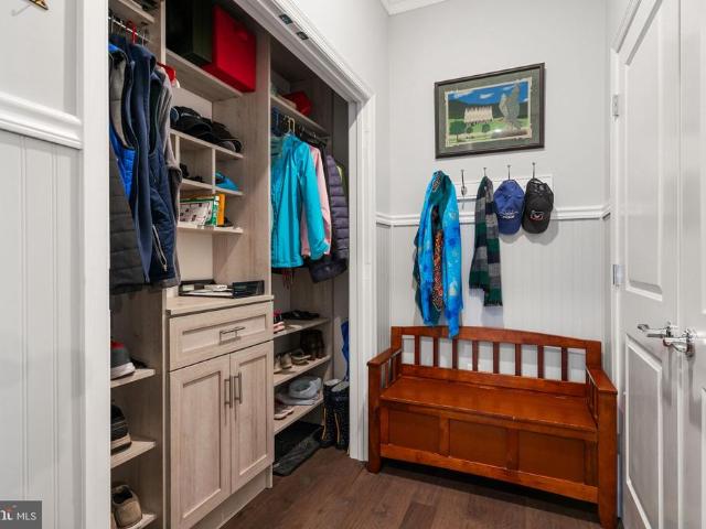 Condo for sale in Virginia