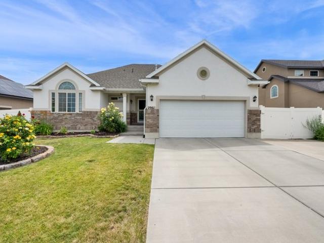 House for sale in West Valley City, Utah