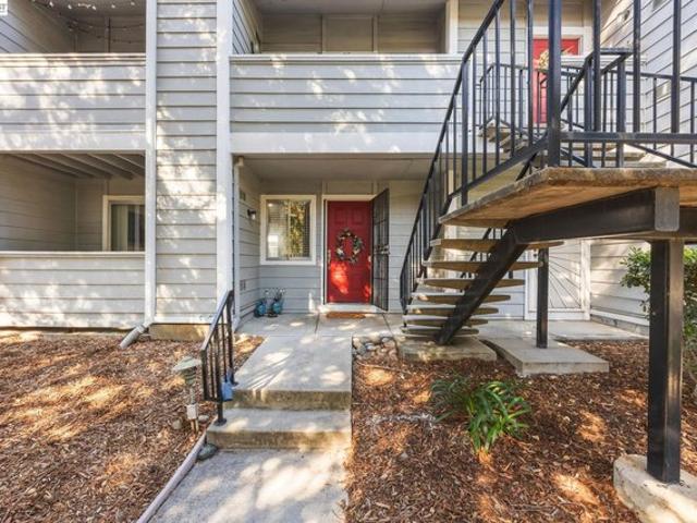Condo for sale in Hayward, Alameda County