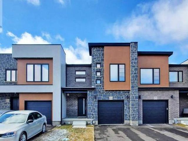 House for sale in London