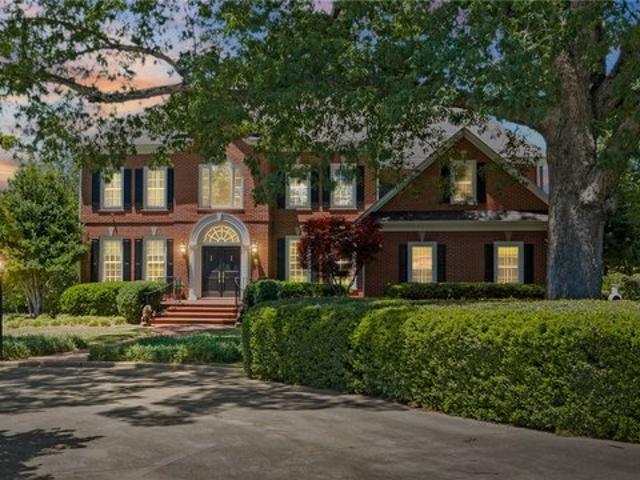 House for sale in Six Mile Run, South Carolina