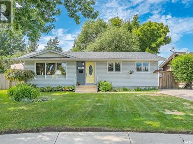 House for sale in Saskatoon, Saskatchewan