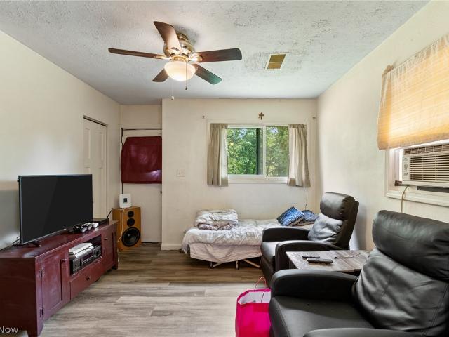House for sale in Green, Summit County