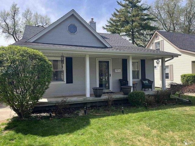 House for sale in Flat Rock, Michigan