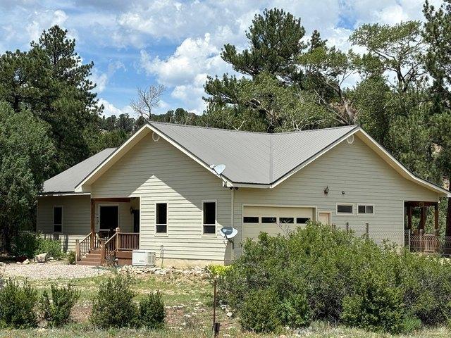 House for sale in Ute Park, New Mexico