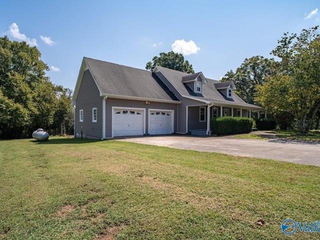 House for sale in Anderson, Alabama