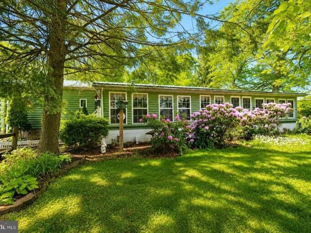 House for sale in Garrett, Maryland
