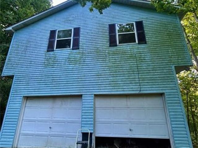House for sale in Hurricane, West Virginia