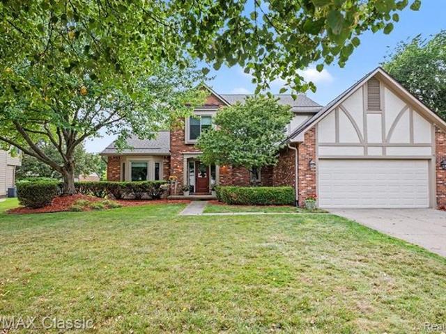 House for sale in Novi, Michigan
