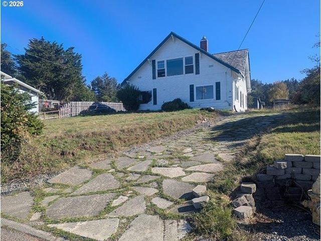 House for sale in Gold Beach, Curry County