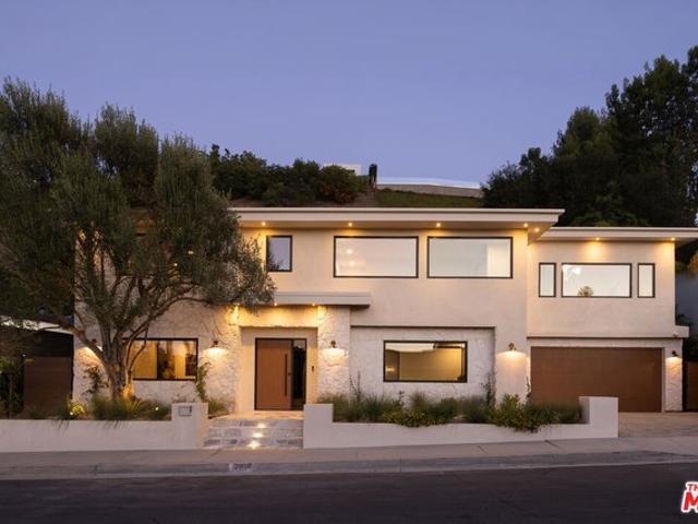 House for sale in Studio City Neighborhood Council District, Los Angeles