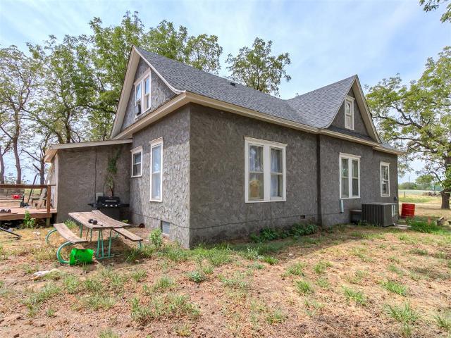 House for sale in Hennessey, Oklahoma