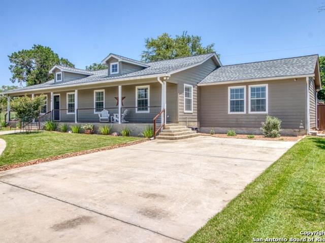 House for sale in Bandera House for sale in Bandera