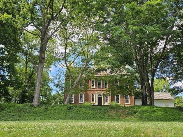 House for sale in Charles Town, West Virginia