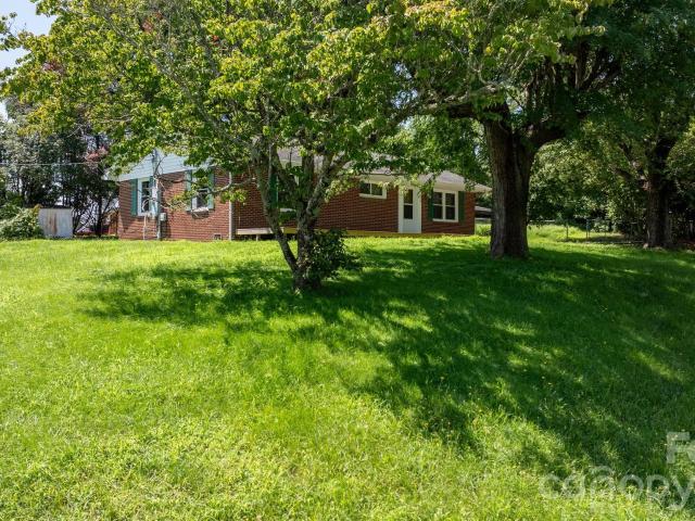 House for sale in Hudson, North Carolina