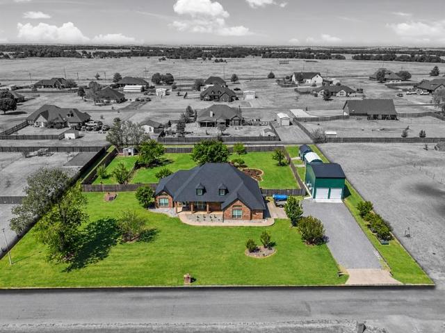 House for sale in Elgin, Comanche County