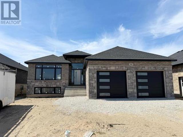 House for sale in Saugeen Shores, Ontario