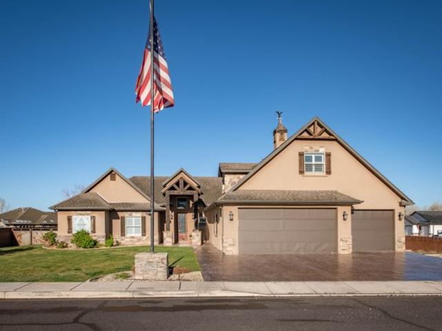 House for sale in Parowan, Utah