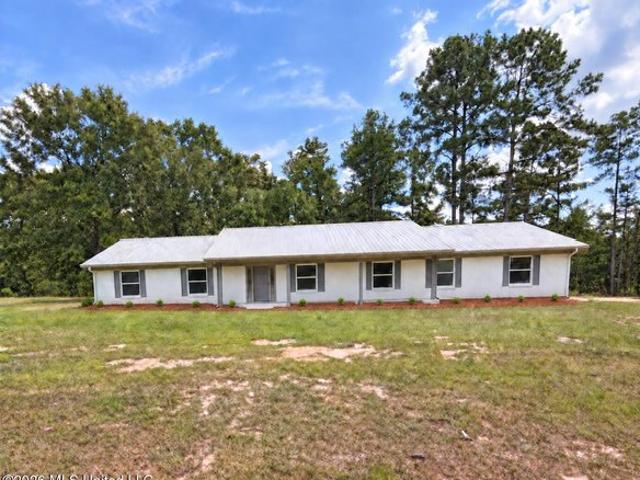 House for sale in Lucedale, Mississippi