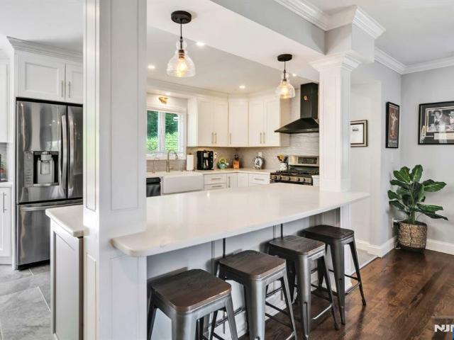 Townhouse for sale in Edgewater