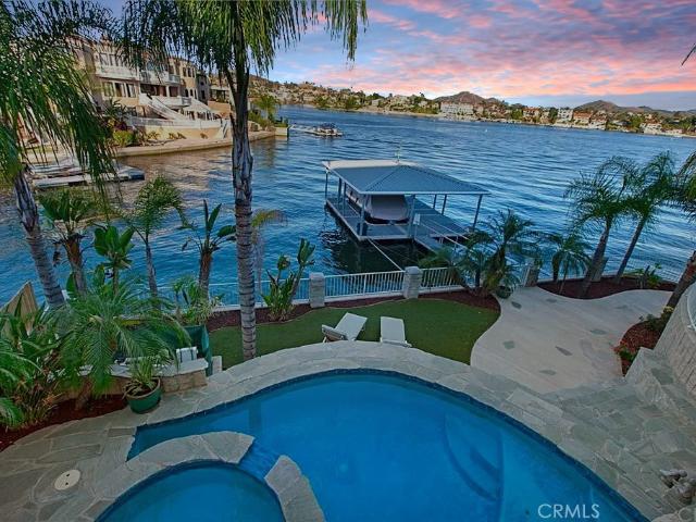 House for sale in Canyon Lake, California