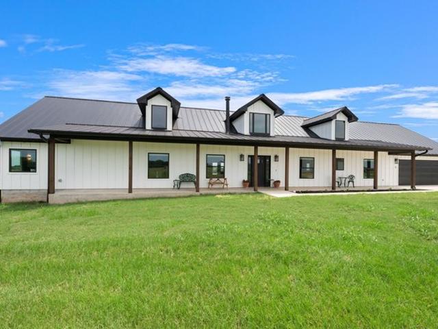 Farm for sale in Cameron, Milam County