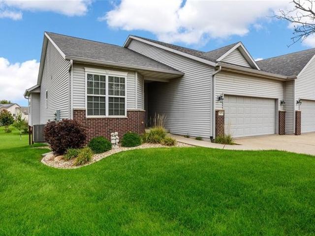 Condo for sale in Villas of Indian Creek Condos, Marion