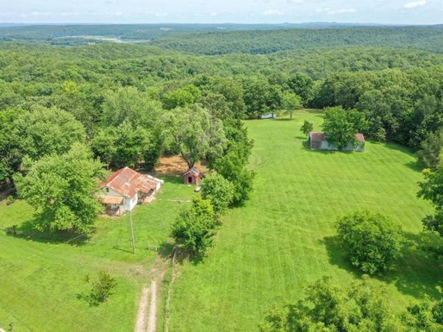 House for sale in Cedarcreek, Missouri