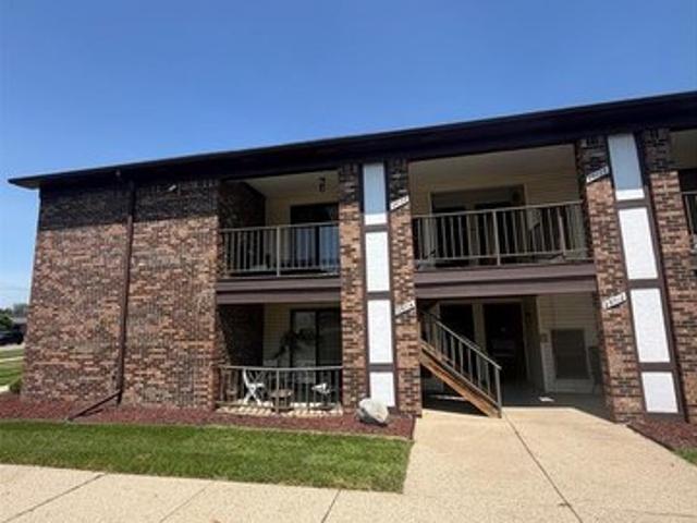 Condo for sale in Roseville, Michigan