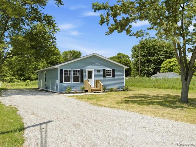 House for sale in Fort Gratiot, Michigan