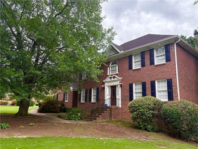 House for sale in Snellville, Georgia