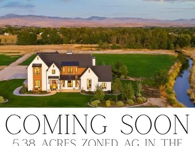 House for sale in Eagle, Idaho