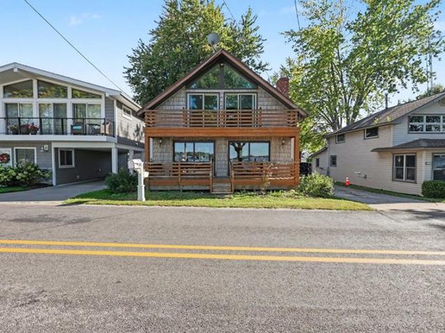 House for sale in Manitou Beach, Rollin Township