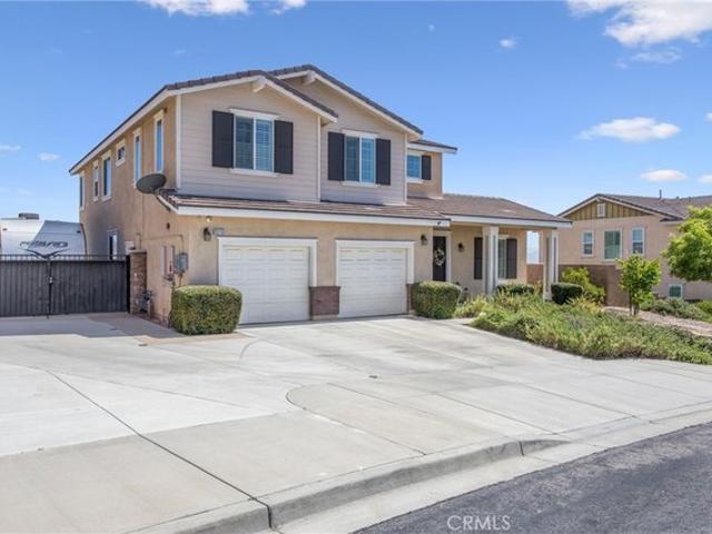 House for sale in Highland, California