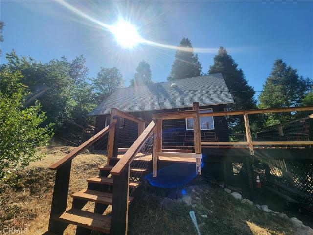 House for sale in Cedar Glen House for sale in Cedar Glen