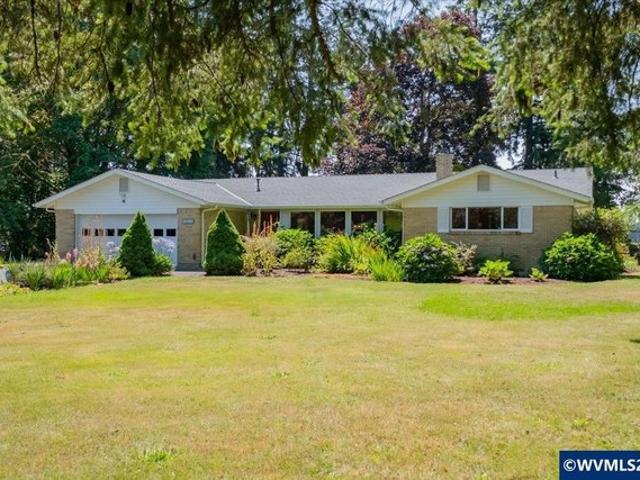 House for sale in Oregonia