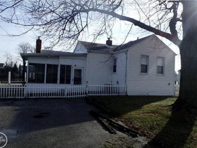 House for sale in Harrison Township, Michigan
