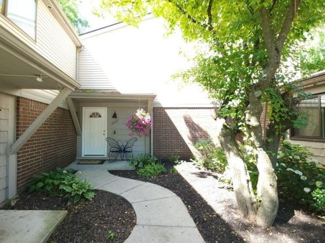 Condo for sale in Southfield, Michigan